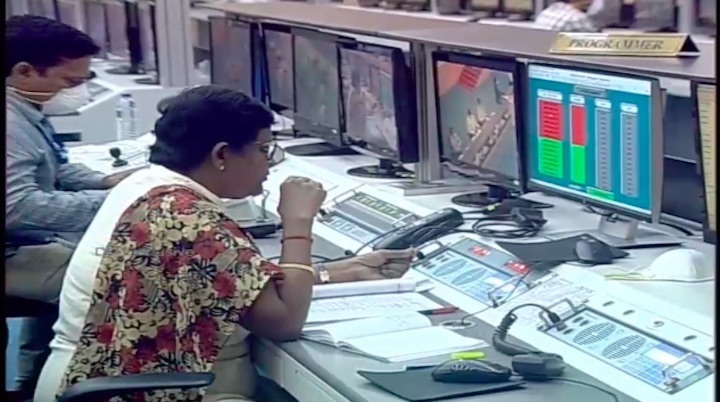 2020-11-7-pslv-c49-launch-ae