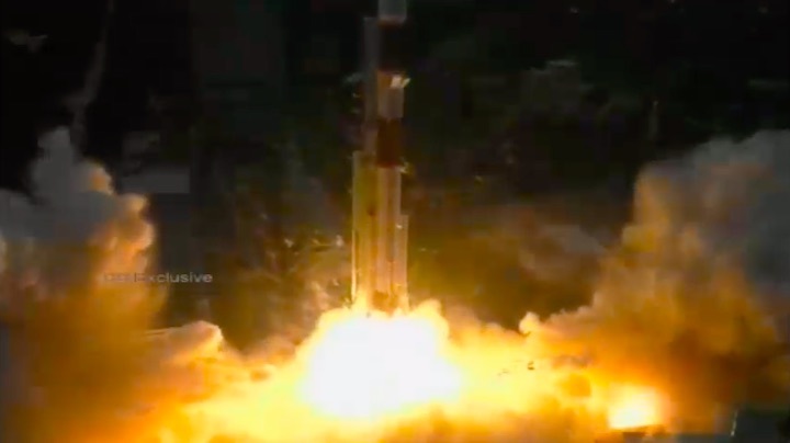 2020-11-7-pslv-c49-launch-af