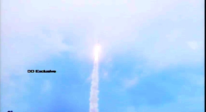 2020-11-7-pslv-c49-launch-ag