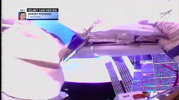 2020-11-russian-spacewalk-47-azm