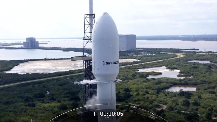 2020-12-11-falcon9-siriusxm-aa