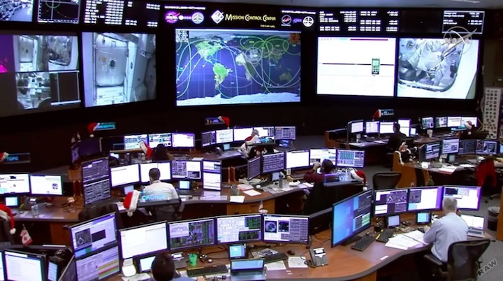 2020-12-crs21-iss-docking-a