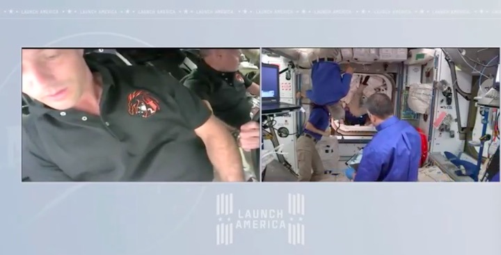 2021-04-24-crew2-iss-hatch-an