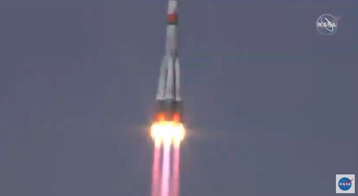 2021-04-8-ms18-launch-bg