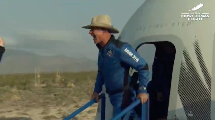 2021-07-20-blueorigin-humanflight-dv