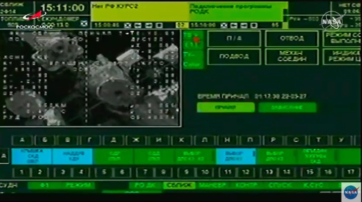 2021-10-5-ms19-iss-docking-aza