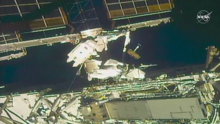 2022-03-15-iss-nasa-eva-a