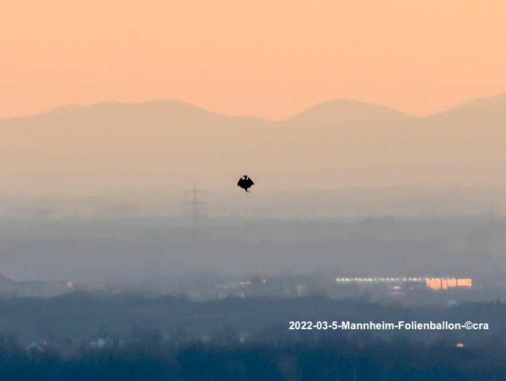 2022-03-5-mannheim-folienballon-aa
