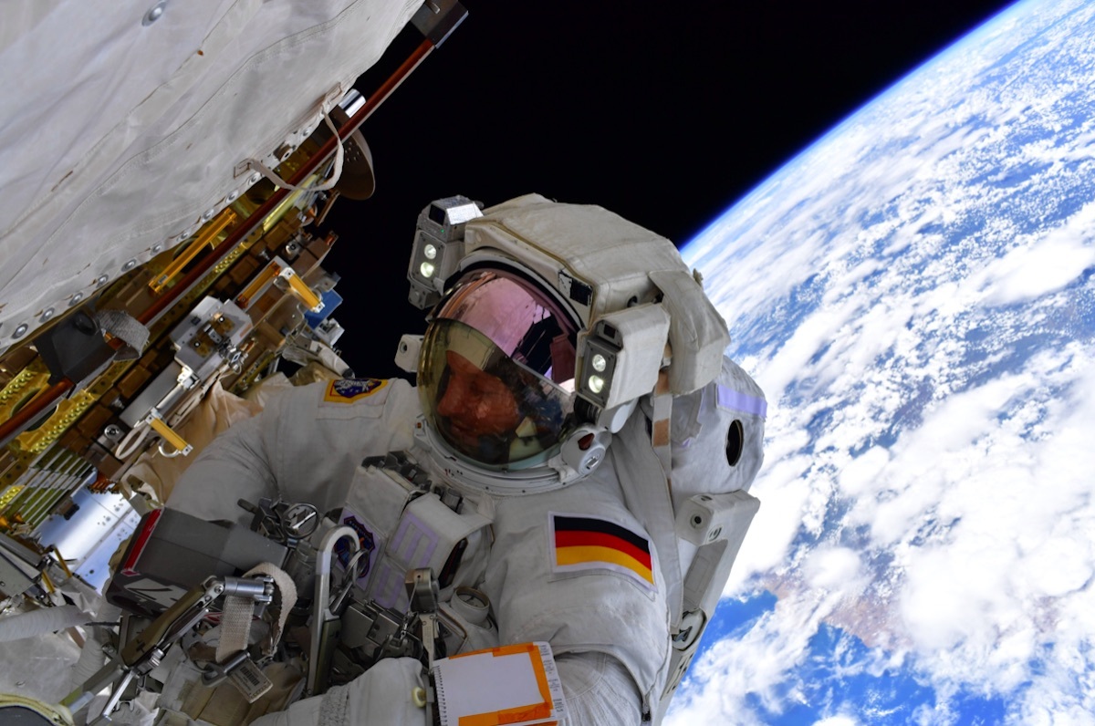 2022-03-maurer-iss-ad