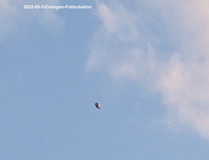 2022-09-5-erlangen-folienballon