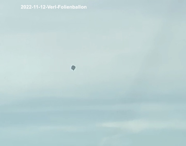 2022-11-12-verl-folienballon