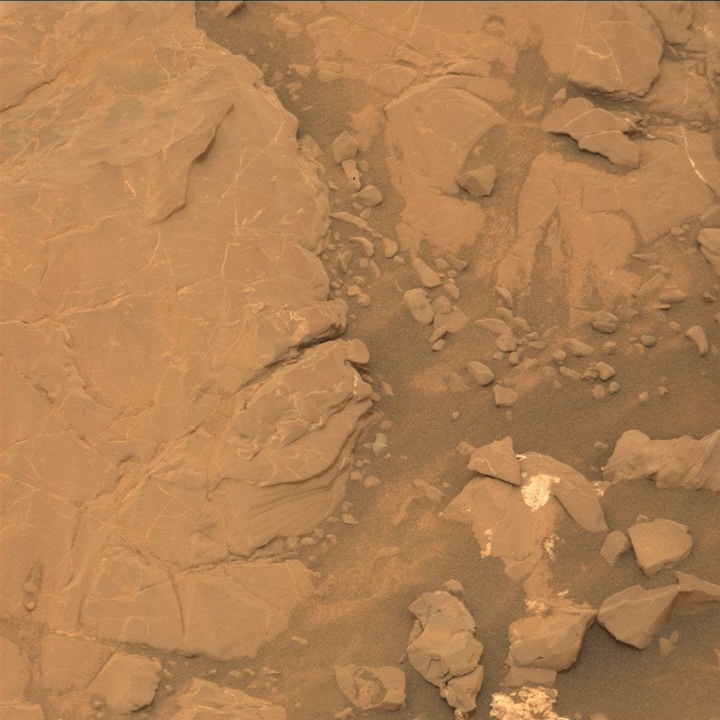 2126mr0114000000404901e01-dxxx