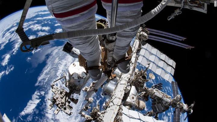 220203162238-international-space-station-spacewalk-1202-file-exlarge-169