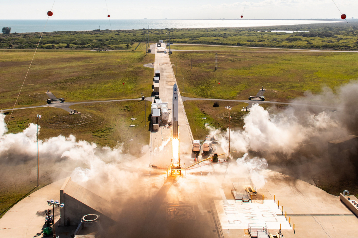 220210-lv0008-brady-kenniston-cape-canaveral-launch-4-2048x1366-1-1170x780