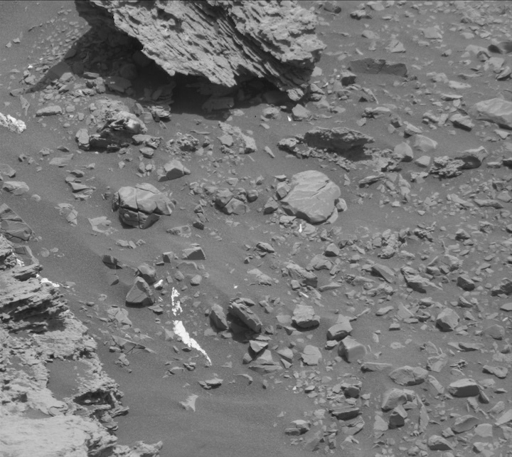 2446mr0129670111003547c00-dxxx