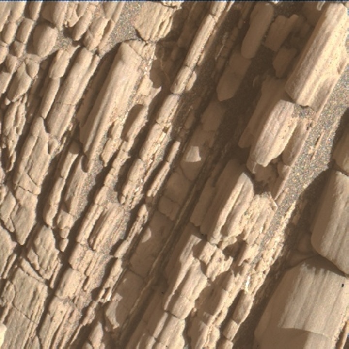 2477mh0007810000902823c00-dxxx