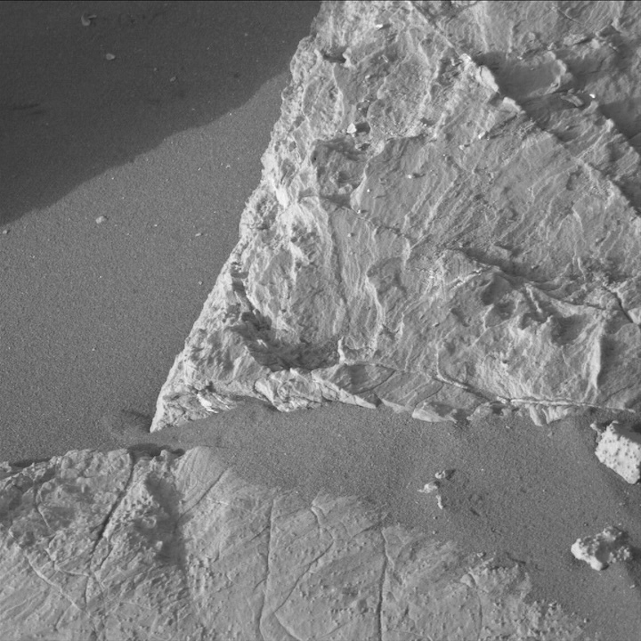 2572mr0135100001100204c00-dxxx