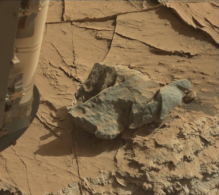 2736ml0143390021004632e01-dxxx