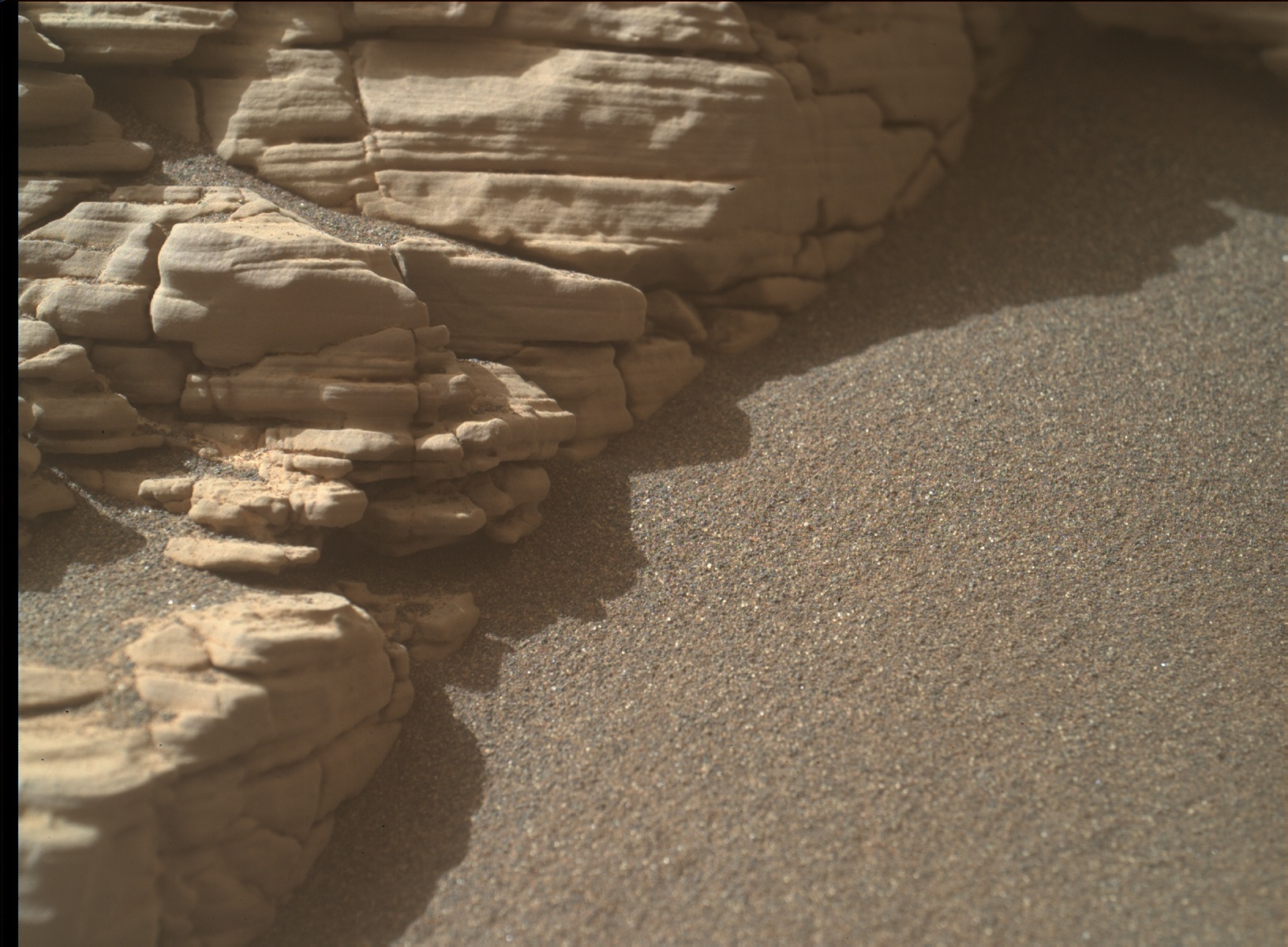 2926mh0008160011003665c00-dxxx