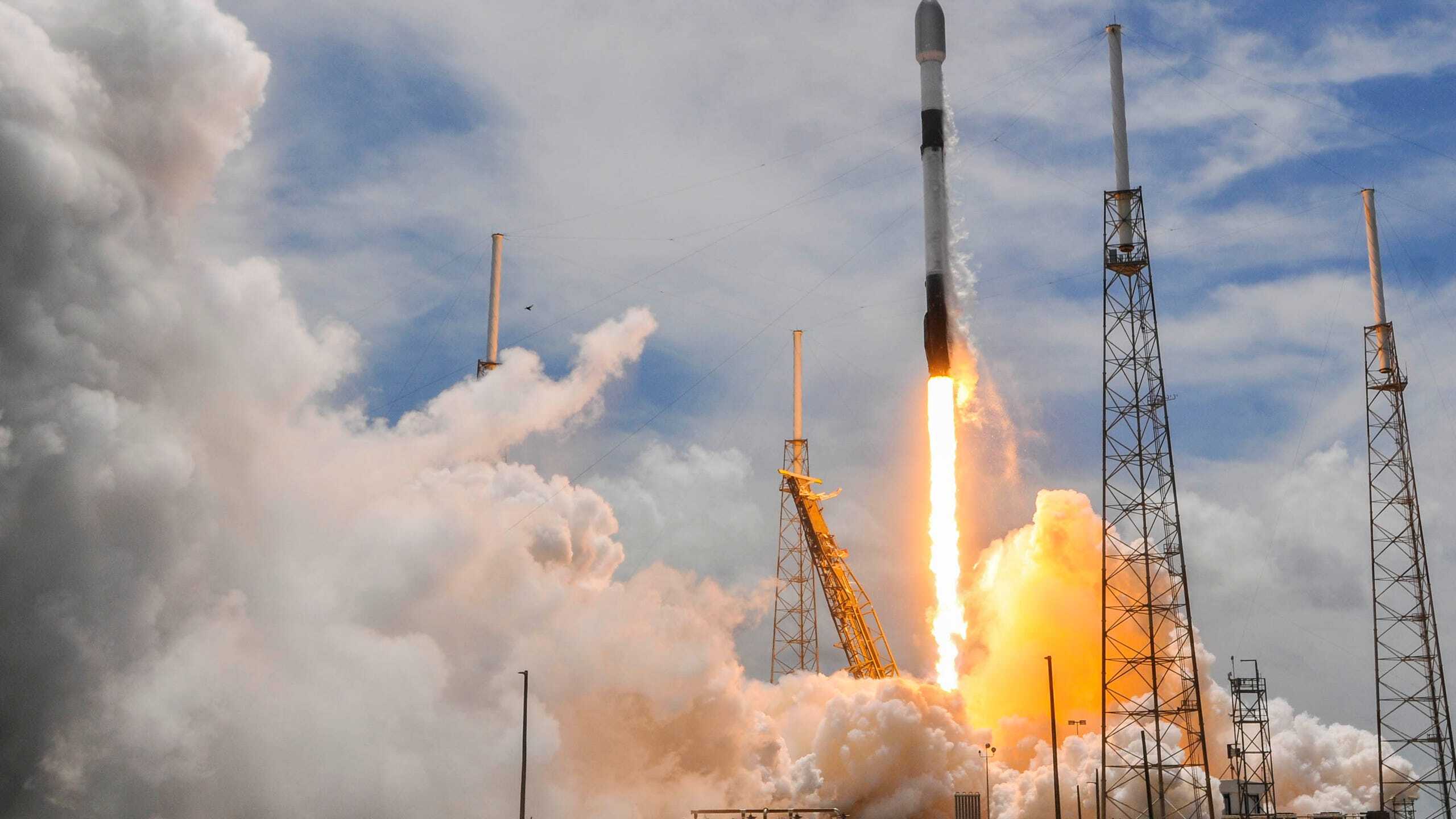 38441f84-fd4d-4b2b-a0c4-4d2cd2305521-crb052522-spacex-13-