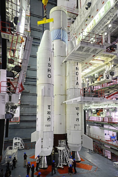 4strap-onmotorsofgslv-f05being