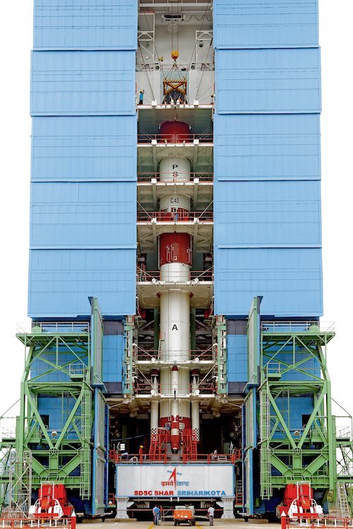 5pslv-c43insidemobileservicetower