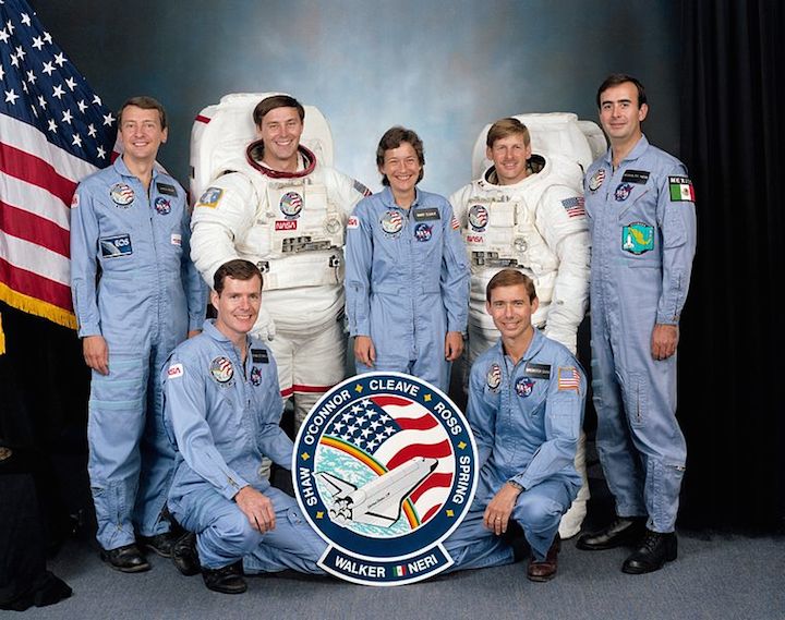 759px-sts-61-b-crew-1