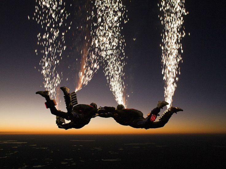 78365b346b776a278769ccbdc015e5df--skydiving-parachutes