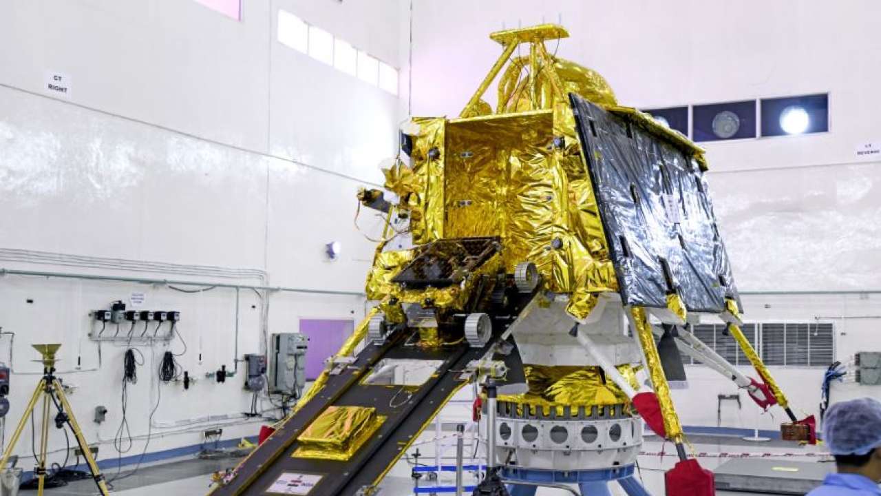 845809-isro-chandrayaan2-vikram-pragyan-3-1