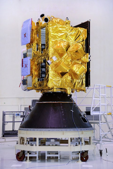 8insat-3drsatelliteincleanroom