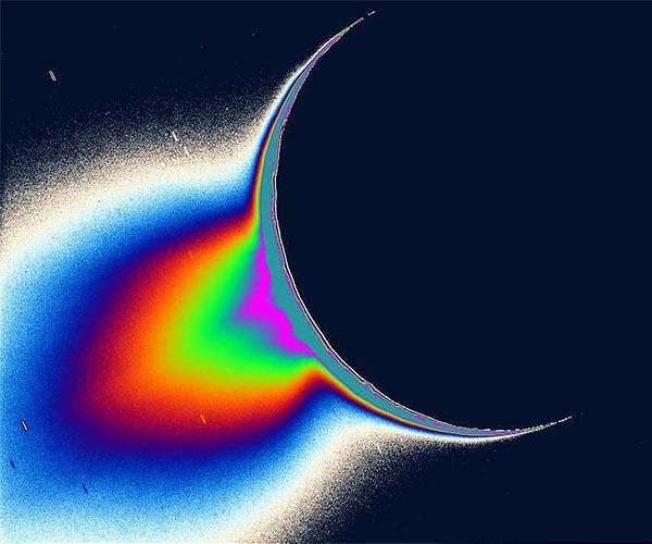 saturn-moon-enceladus-backlit-sun-cassini-jets-icy-particles-hg
