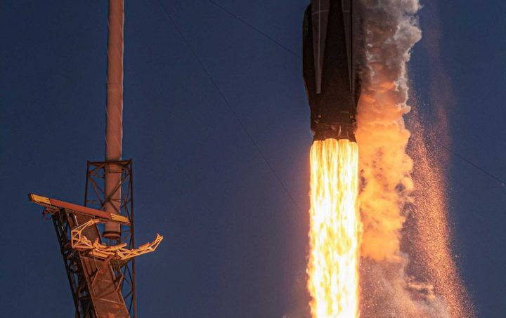 anasis-ii-falcon-9-b1058-072020-richard-angle-launch-6-crop-1-c-1536x793