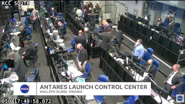 antares-ng17-launch-ay