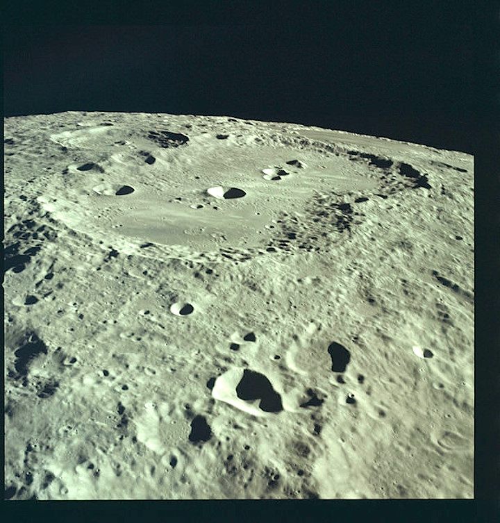 apollo-17-hau