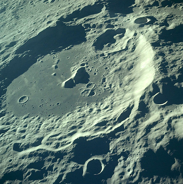 apollo-17-hbs