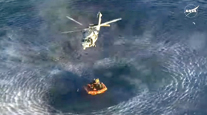 artemis-ii-return-cbw