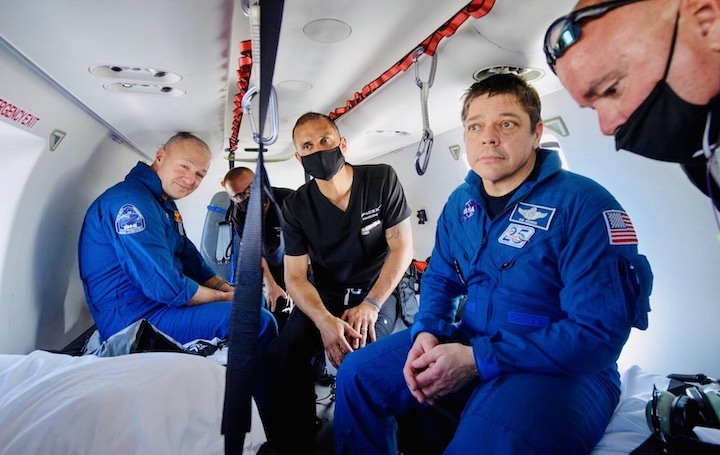 astronauts-behnken-hurley-in-h225-nasahq-photo