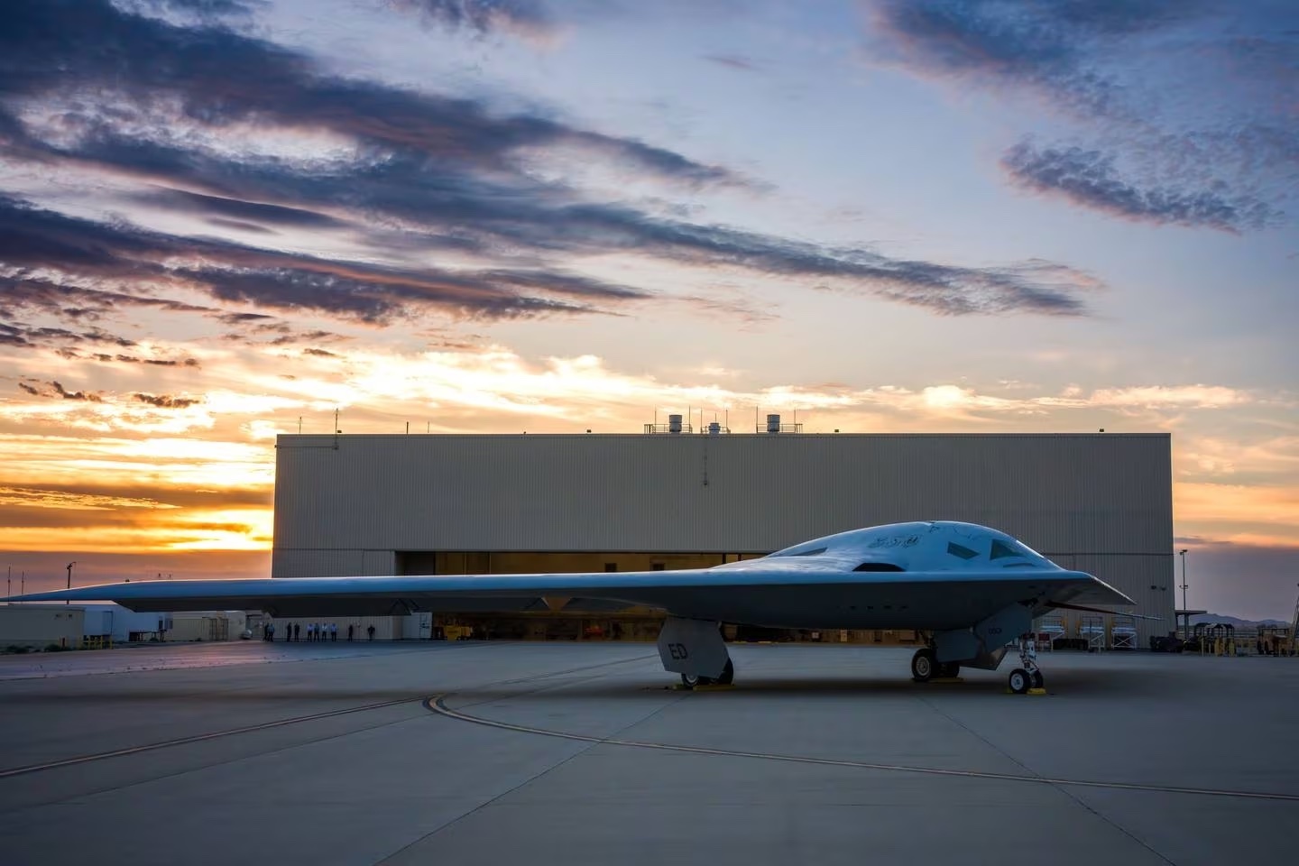 b-21-erstflug-aa-1