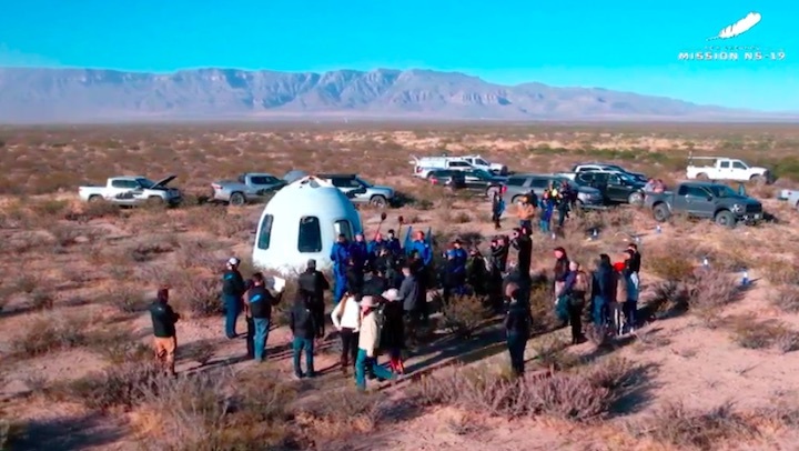 blue-origin-ns19-launch-czm