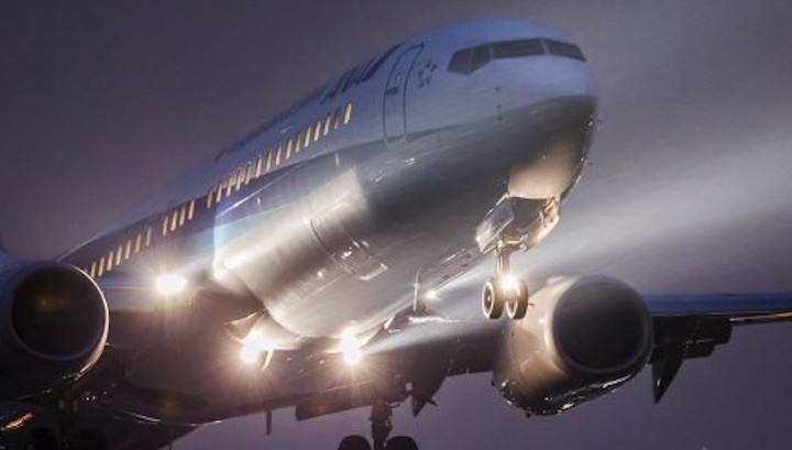 boeing-737-landescheinwerfer