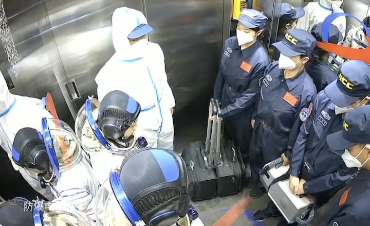 china-shenzhou-23-crewed-mission-launch-ah
