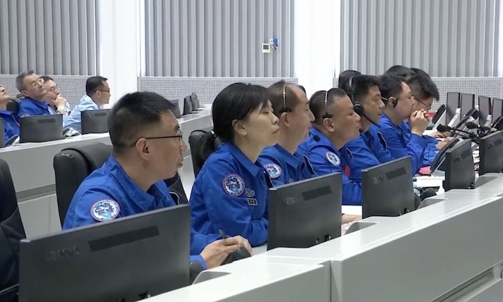 china-shenzhou-23-crewed-mission-launch-azd