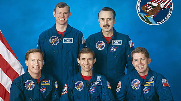 crew-sts28