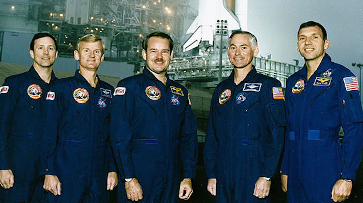 crew-sts36