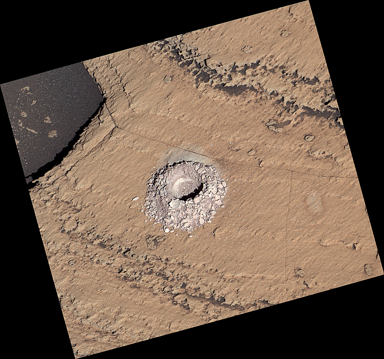 e1-pia26048-curiosity-views-sequioa-using-itswidth-1320