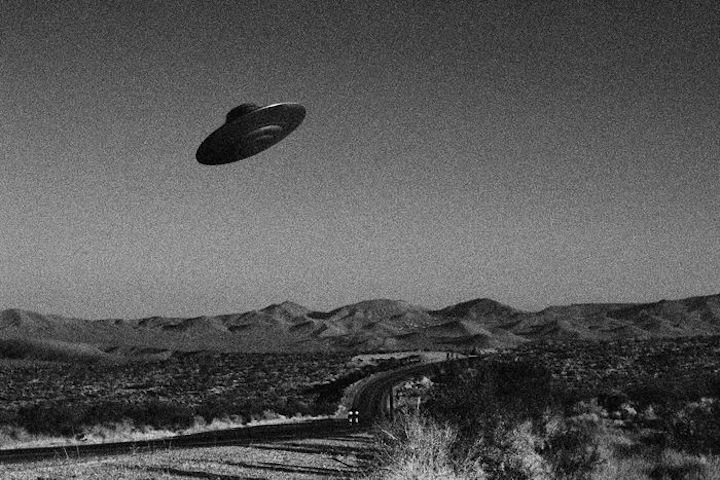 ea1e1517dc62867439b01d52383395206b-ufo--rhorizontalw700