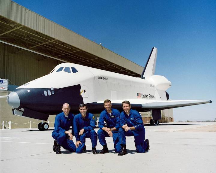 enterprise-rollout-12-at-palmdale-w-alt-crews-sep-17-1976-s76-29562