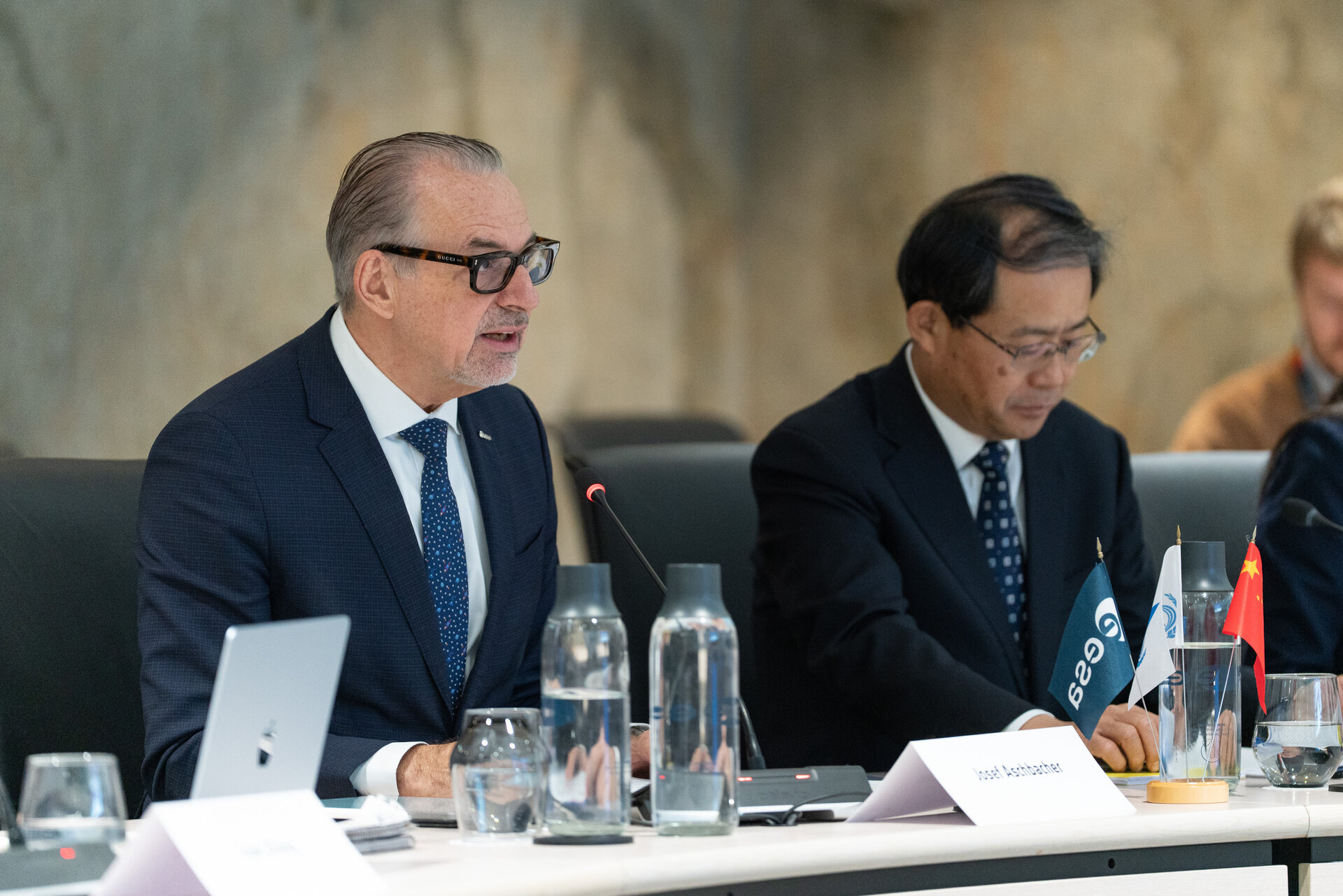 esa-director-general-with-cnsa-administrator-during-joint-committee-meeting-pillars