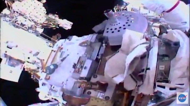 eva-iss-aa