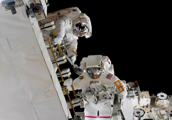 exp59-spacewalker-mcclain-hague-032219